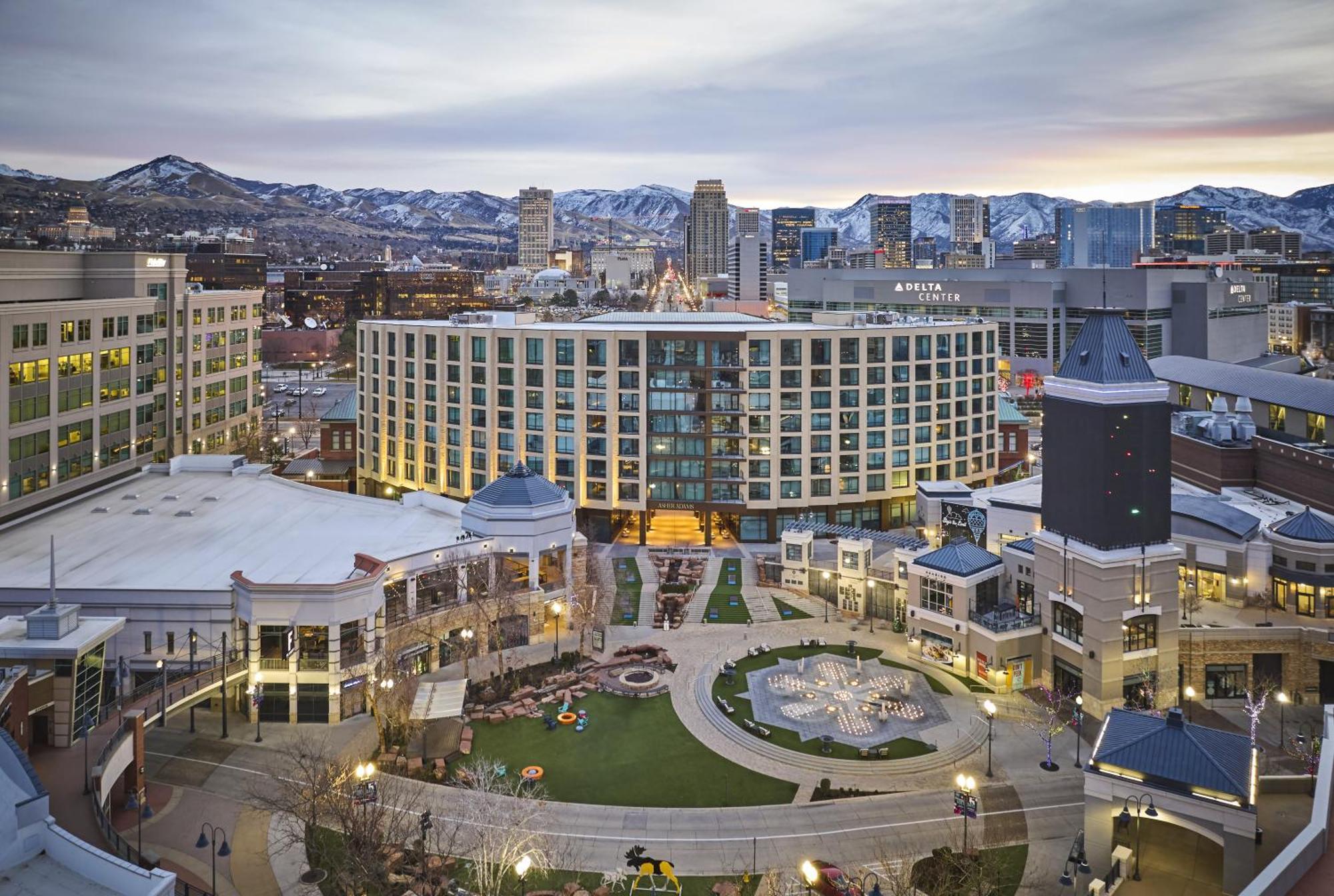 Asher Adams, Autograph Collection Salt Lake City Bagian luar foto